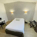 小屋酒店 3* 佩皮尼昂