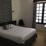 De La Loge Hotel 3*