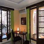 酒店 小屋酒店