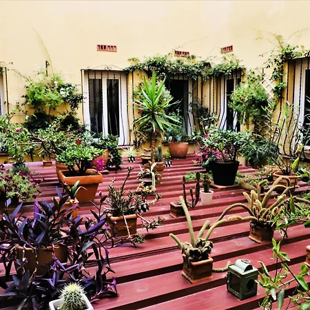 De La Loge Hotel 3*