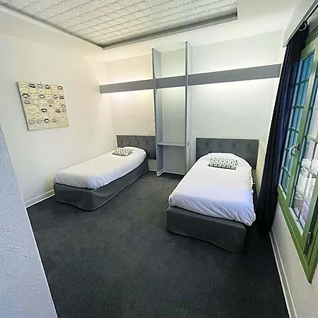 Szálloda De La Loge 3*