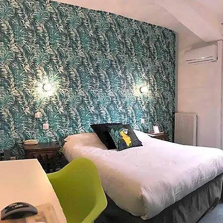 De La Loge Hotel 3*