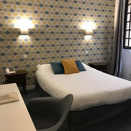 De La Loge فندق بيربينيو