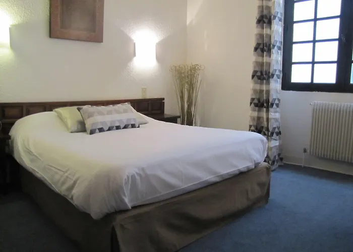 De La Loge بيربينيو