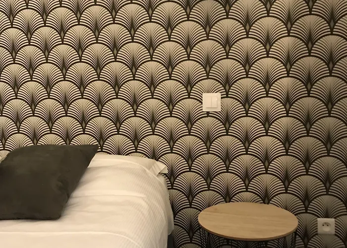 De La Loge بيربينيو