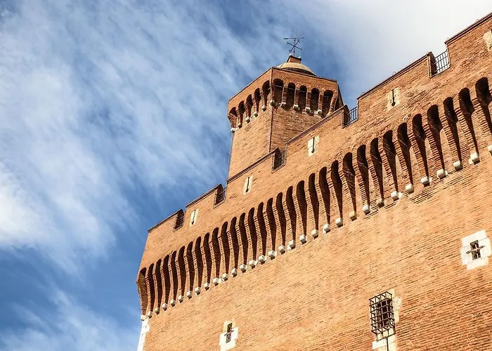 فندق De La Loge بيربينيو