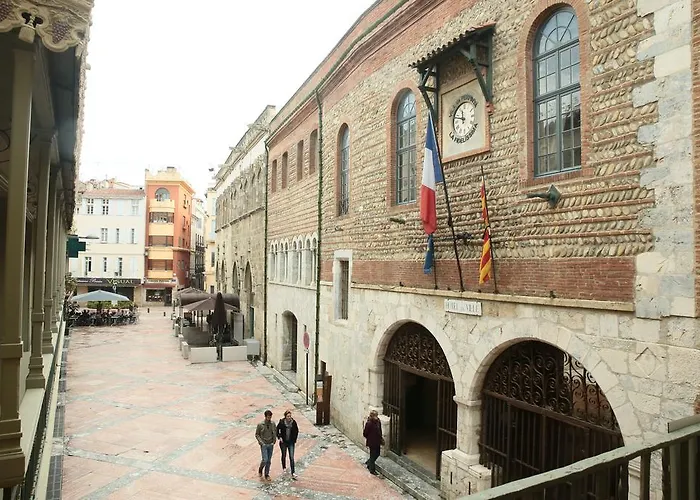 Szálloda De La Loge Perpignan