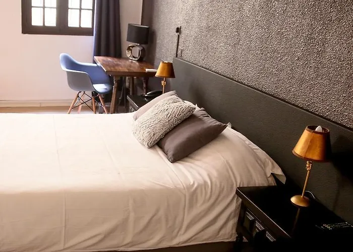 Szálloda De La Loge 3*