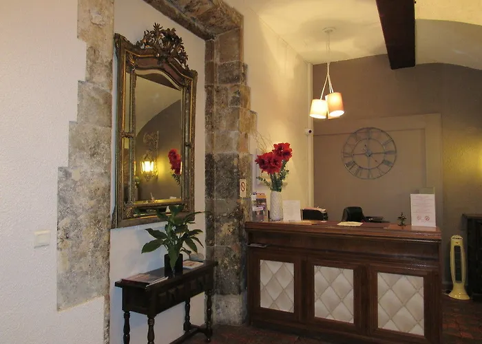 De La Loge بيربينيو